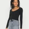 Hollister Co. Langarmshirt - Casual Black | Damen -Hollister Geschäft 0641c3048c3e45c7a498d79c216a0a8c