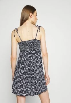 Hollister Co. RUCHED TIE STRAP DRESS - Freizeitkleid - Navy | Damen 10 Hollister Co. RUCHED TIE STRAP DRESS - Freizeitkleid - Navy | Damen -Hollister Geschäft 15be28137e8f4168b02c6e9e8dd234d8