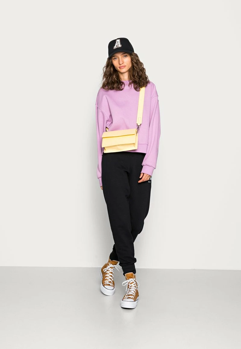 Hollister Co. TREND LOGO JOGGER - Jogginghose - Black Hip Hit | Damen 4 Hollister Co. TREND LOGO JOGGER - Jogginghose - Black Hip Hit | Damen – Bild 2