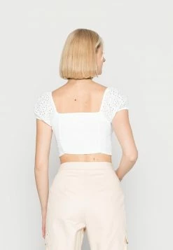 Hollister Co. RUCHED BUST - T-Shirt Print - White Eyelet | Damen -Hollister Geschäft 1e623b3de59141088183f1020889b6bf