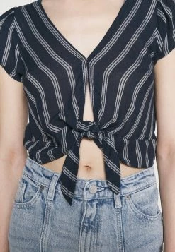 Hollister Co. Bluse - Navy | Damen -Hollister Geschäft 1ed633295af94693bdb2b2ddc88c244e