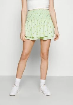 Hollister Co. FLIRTY SMOCKED SKORT - Minirock - Green | Damen