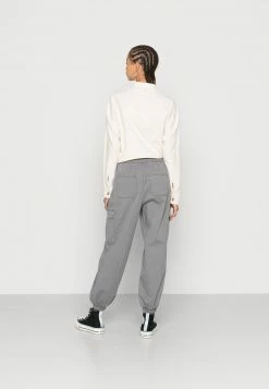 Hollister Co. SPRING BAGGY JOGGER - Cargohose - Castle Rock Grey | Damen 9 Hollister Co. SPRING BAGGY JOGGER - Cargohose - Castle Rock Grey | Damen -Hollister Geschäft 2e1f880393f84b91bdd1a8c9f1241f8a