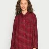 Hollister Co. Hemdbluse - Red And Black Plaid | Damen 2 Hollister Co. Hemdbluse - Red And Black Plaid | Damen -Hollister Geschäft 3cc9391f82c24fdea2bf45cce20db8a3