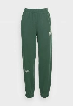 Hollister Co. CYBER DROP DAD JOGGER - Jogginghose - Pineneedle | Damen -Hollister Geschäft 419181715ee5471db6c698cdff890dcc