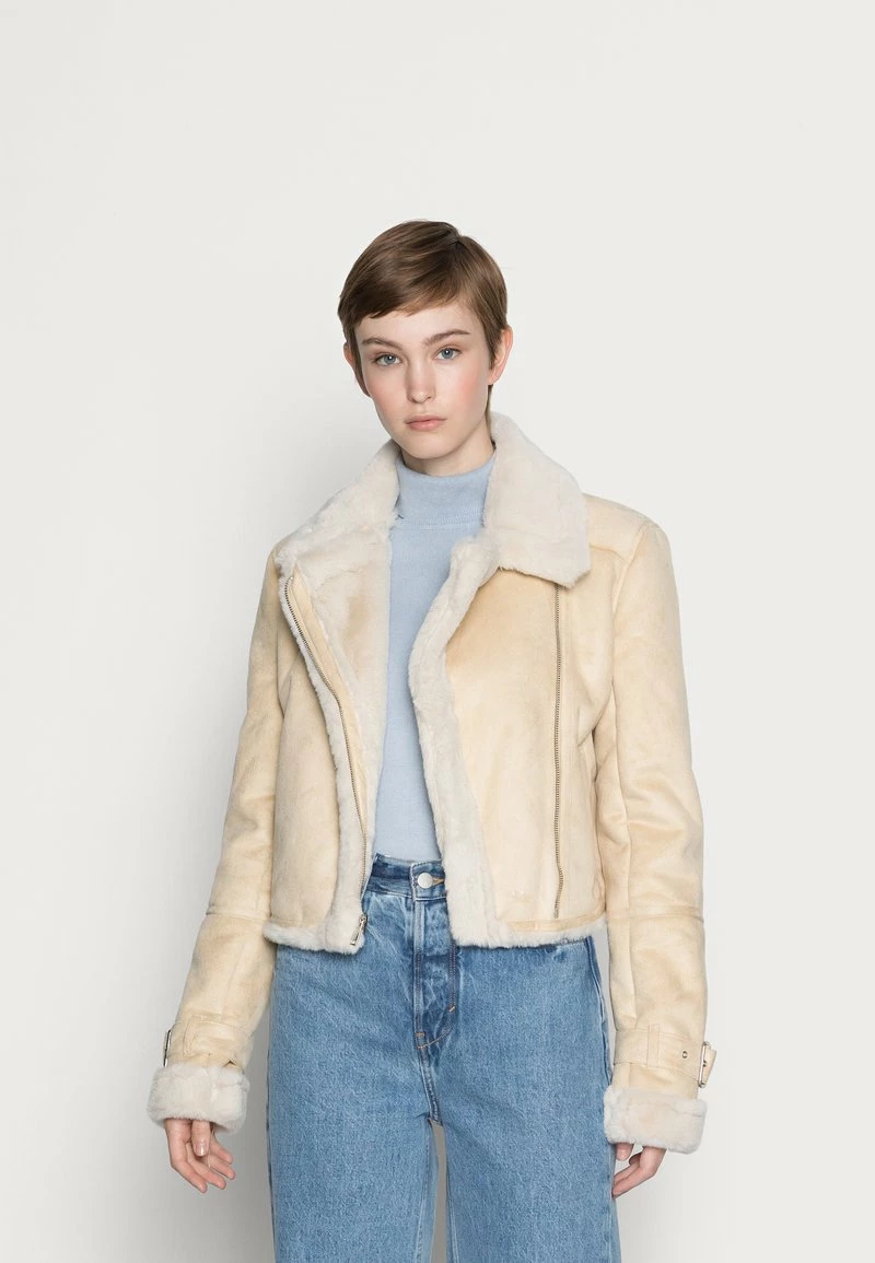 Hollister Co. EMEA CROPPED SHEARLING COZY BIKER - Winterjacke - Safari | Damen 3 Hollister Co. EMEA CROPPED SHEARLING COZY BIKER - Winterjacke - Safari | Damen