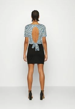 Hollister Co. VNECK - Bluse - White Ground Marina Floral | Damen -Hollister Geschäft 470bfda7c25e455293a7d8ddfbcffcee