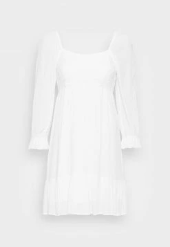 Hollister Co. EMEA SMOCKED BODICE SHORT DRESS - Freizeitkleid - White Crochet | Damen -Hollister Geschäft 4adcc670da564454b4b9b875afe9c386