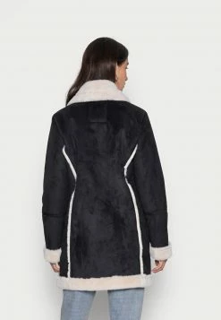 Hollister Co. LONG SHEARLING JACKET - Kurzmantel - Black | Damen -Hollister Geschäft 5048aa15409343199a6a8b224fc0cc6a