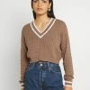 Hollister Co. CROP EASY TIPPED V NECK - Strickpullover - Light Brown | Damen -Hollister Geschäft 50dd1c33751b44fbbe74b4bf705542c0