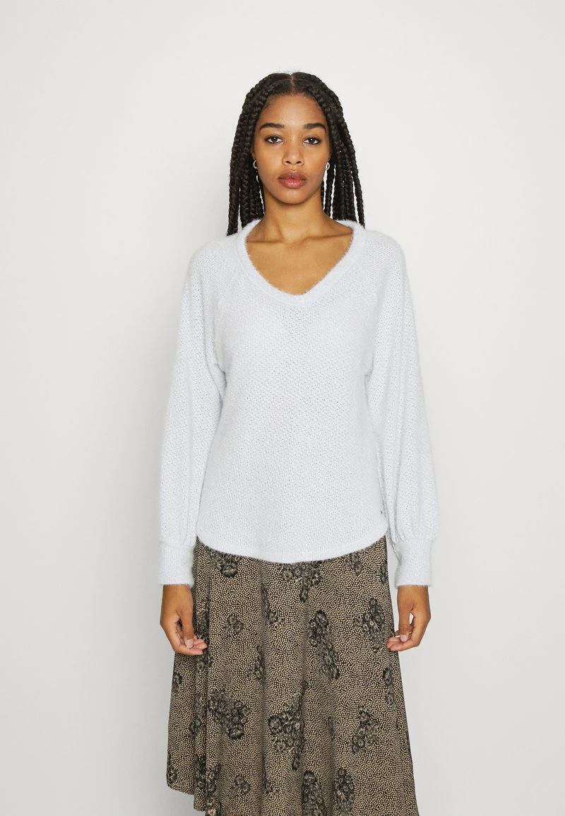 Hollister Co. COZY EYELASH EASY VEE 2 PACK - Strickpullover - Black/xenon Blue | Damen 6 Hollister Co. COZY EYELASH EASY VEE 2 PACK - Strickpullover - Black/xenon Blue | Damen – Bild 4