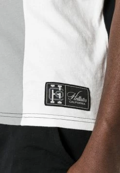 Hollister Co. LARGE SCALE TECH - T-Shirt Basic - Black | Herren -Hollister Geschäft 59092e3ddaf64df8abf89fa246d1c0fb