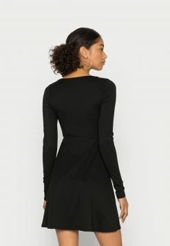 Hollister Co. CUTOUT CINCH FRONT DRESS - Jerseykleid - Black | Damen -Hollister Geschäft 5cbf92270d4f48a29be9e5735982f5cd