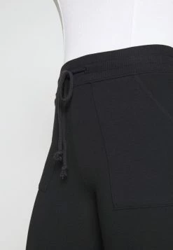 Hollister Co. LOGO FLEGGING - Jogginghose - Black | Damen -Hollister Geschäft 5f9d2430cd8c452ca8c38746344a1945