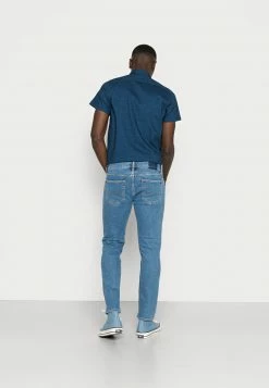 Hollister Co. Jeans Slim Fit - Medium Wash | Herren -Hollister Geschäft 66cac508dcb04c809641c8d12b78524f