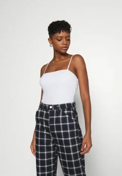 Hollister Co. STRAIGHT ACROSS 3 PACK - Top - White/red/black | Damen -Hollister Geschäft 7be47b4832004fd0b6faa0b7ea7afb4d