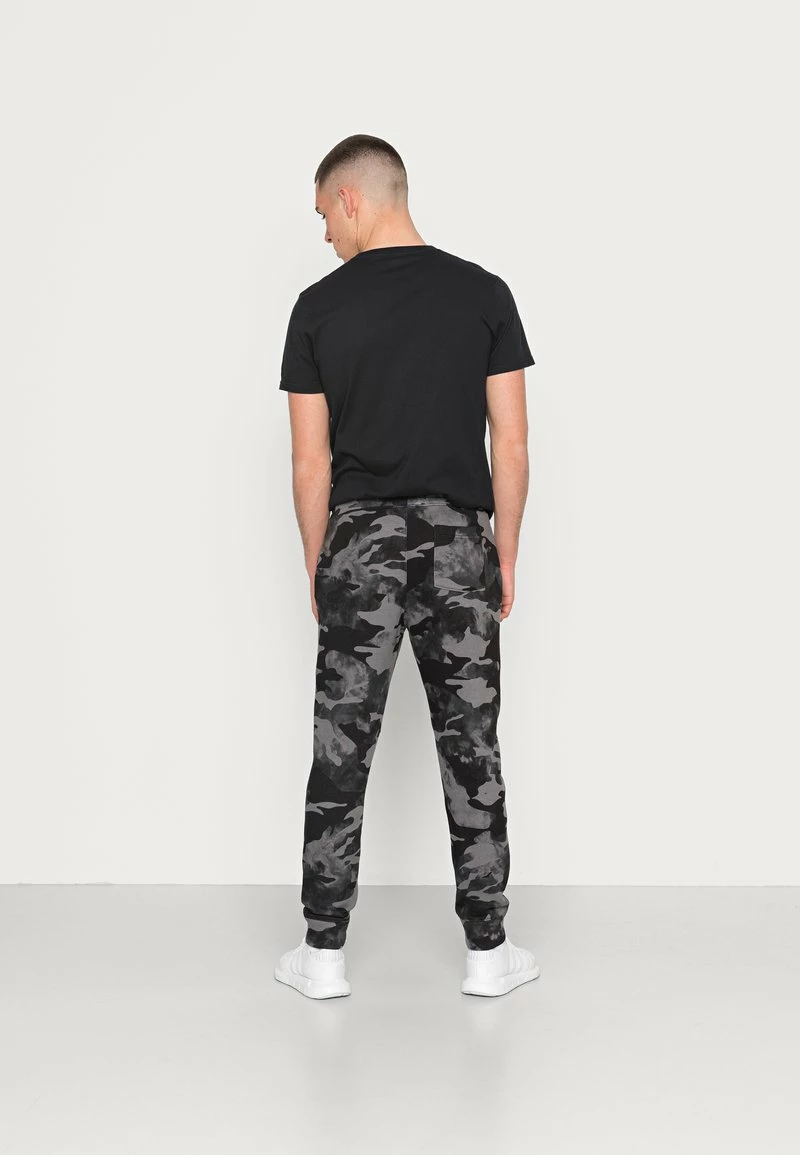 Hollister Co. ALL DAY GAME PLAY BABY TAPES - Jogginghose - Black Camo | Herren 5 Hollister Co. ALL DAY GAME PLAY BABY TAPES - Jogginghose - Black Camo | Herren – Bild 3