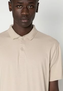 Hollister Co. ELEVATED MUST HAVE - Poloshirt - Tan | Herren -Hollister Geschäft 9253a55713414b2fb41eb5bfb7244f2c