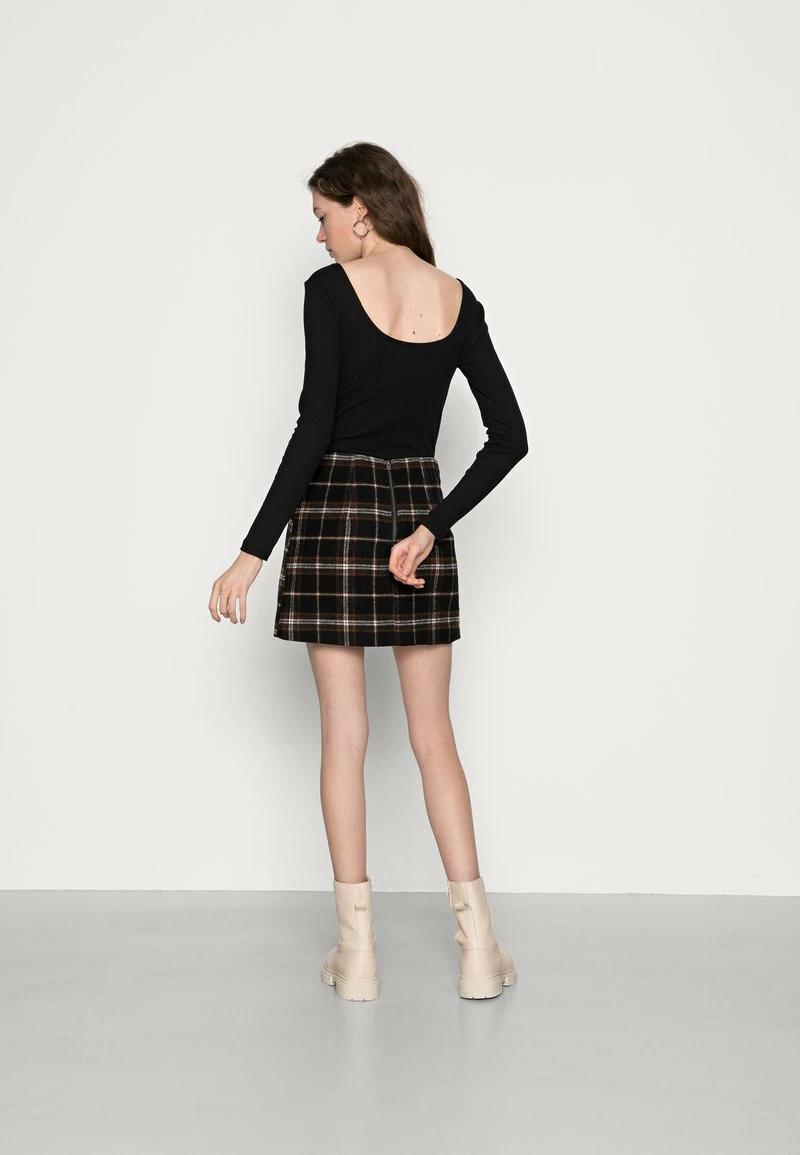 Hollister Co. PLAID STRUCTURED SKIRT - Minirock - Black Plaid | Damen 5 Hollister Co. PLAID STRUCTURED SKIRT - Minirock - Black Plaid | Damen – Bild 3