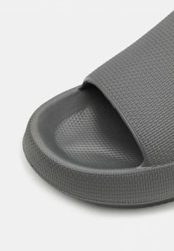 Hollister Co. COMFY SLIDE - Badesandale - Grey | Herren -Hollister Geschäft 97847034d99a4eada75c7c48eeaef389