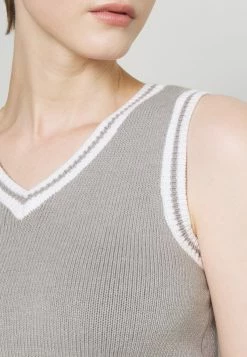 Hollister Co. Strickpullover - Light Grey White Tipping | Damen -Hollister Geschäft 979fae5ef97d4fdd858ea6400efb4f4c