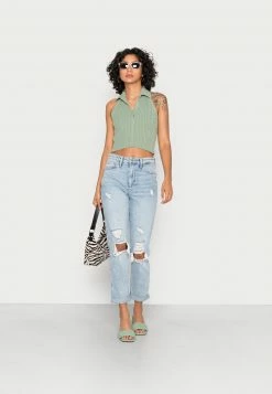 Hollister Geschäft -Hollister Geschäft 98fb8ab1e55f4b82a356e5c8ab10d4fc