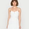 Hollister Co. BARE RUCHED BUST DRESS - Freizeitkleid - White | Damen 1 Hollister Co. BARE RUCHED BUST DRESS - Freizeitkleid - White | Damen -Hollister Geschäft 9a42d64d6ea644e8bcec7abe29409d78