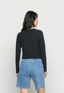 Hollister Co. TEXTURED BUTTON FLYAWAY - Strickjacke - Casual Black | Damen -Hollister Geschäft a54672a4e83842babea27b5ea1ecf097