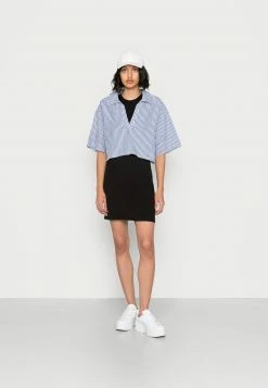 Hollister Co. HIGH NECK EXPOSED SEAM SHORT DRESS - Strickkleid - Black Solid | Damen -Hollister Geschäft a6354833220d4e0aa167d3565bd547e0