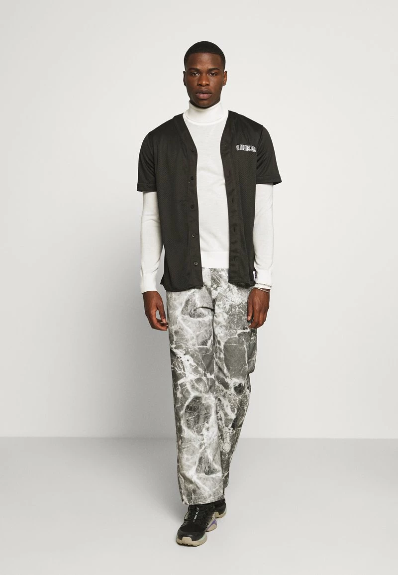 Hollister Co. TREND DROP BASEBALL - Hemd - Black | Herren 4 Hollister Co. TREND DROP BASEBALL - Hemd - Black | Herren – Bild 2