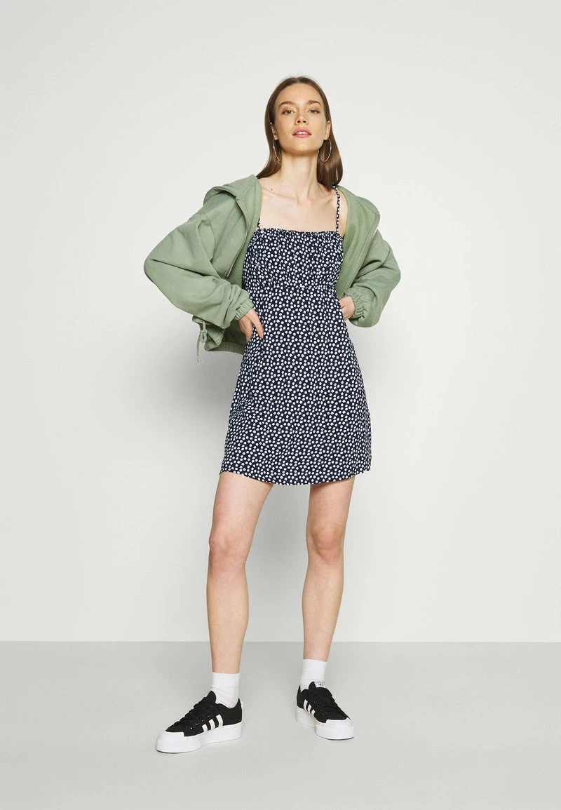 Hollister Co. RUCHED TIE STRAP DRESS - Freizeitkleid - Navy | Damen 4 Hollister Co. RUCHED TIE STRAP DRESS - Freizeitkleid - Navy | Damen – Bild 2