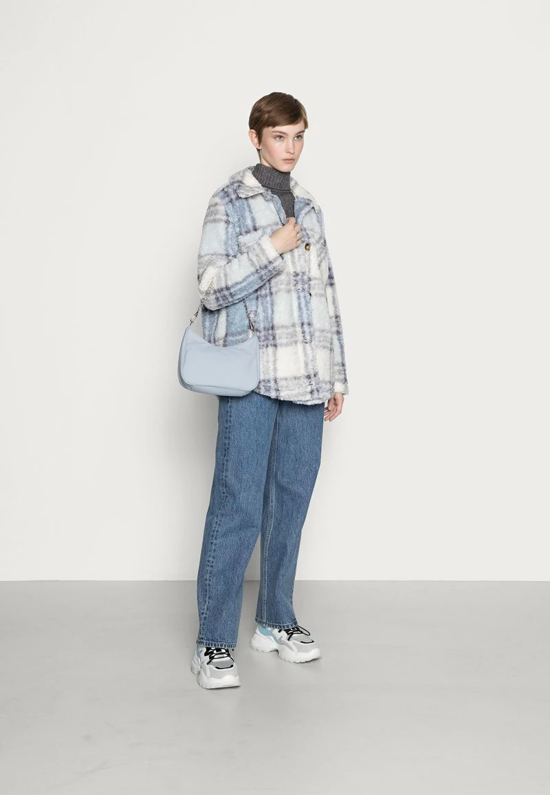 Hollister Co. SHERPA MID LENGTH SHACKET - Übergangsjacke - Blue Plaid | Damen 4 Hollister Co. SHERPA MID LENGTH SHACKET - Übergangsjacke - Blue Plaid | Damen – Bild 2