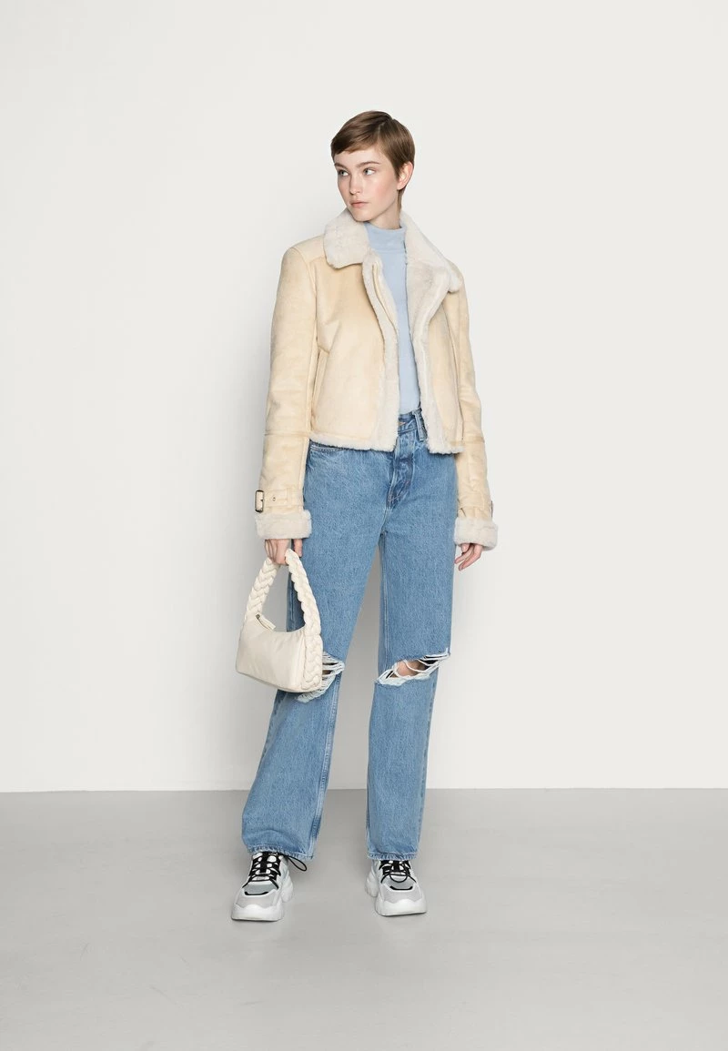 Hollister Co. EMEA CROPPED SHEARLING COZY BIKER - Winterjacke - Safari | Damen 4 Hollister Co. EMEA CROPPED SHEARLING COZY BIKER - Winterjacke - Safari | Damen – Bild 2