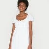 Hollister Co. SUMMER PREVIEW - Freizeitkleid - Solid White | Damen -Hollister Geschäft db5d8cd1aeb74522975b738b7a45c1eb