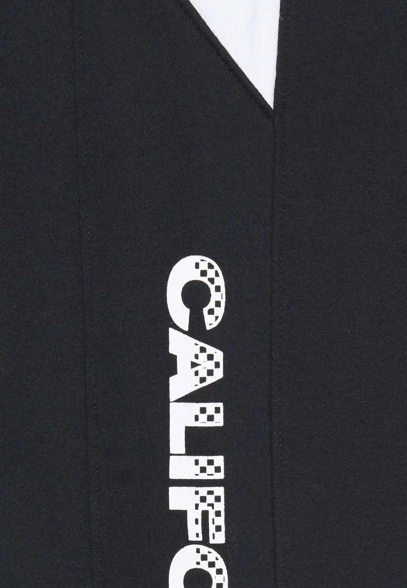 Hollister Co. RACING PRINT TREND DROP - Jogginghose - Black | Herren 5 Hollister Co. RACING PRINT TREND DROP - Jogginghose - Black | Herren – Bild 3