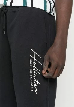 Hollister Co. TONAL TECH LOGO - Jogginghose - Black | Herren -Hollister Geschäft f799bdc1f27543caa5564710fb42270c