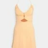 Hollister Co. FRONT CUTOUT DRESS - Jerseykleid - Orange | Damen -Hollister Geschäft f7aa08aa99544685b9bb6f43931424b2