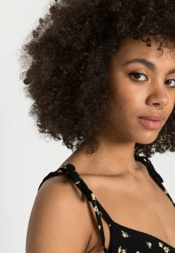 Hollister Co. Freizeitkleid - Black Floral | Damen -Hollister Geschäft fb66c669b8c848ea9dc81773186a46d3