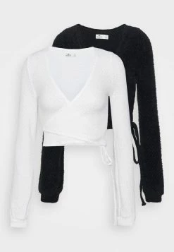 Hollister Co. COZY EYELASH MULTIWAY WRAP 2 PACK - Strickpullover - White/black | Damen -Hollister Geschäft ff4a232e2dbe4885b768125f0fc72f6b